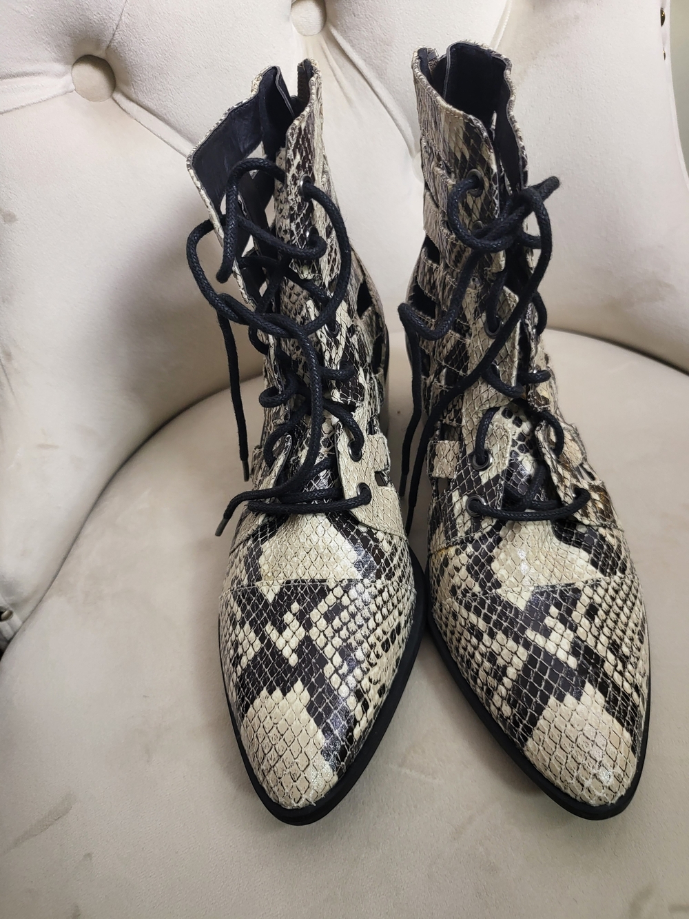 Treasure & Bond Snake-Print Lace-Up Ankle Boots in Black & Cream - Picture 4 of 8